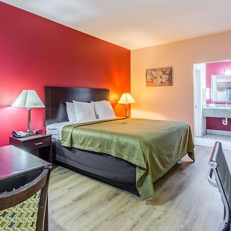 Quality Inn & Suites Bridge City Orange Extérieur photo