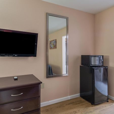 Quality Inn & Suites Bridge City Orange Extérieur photo